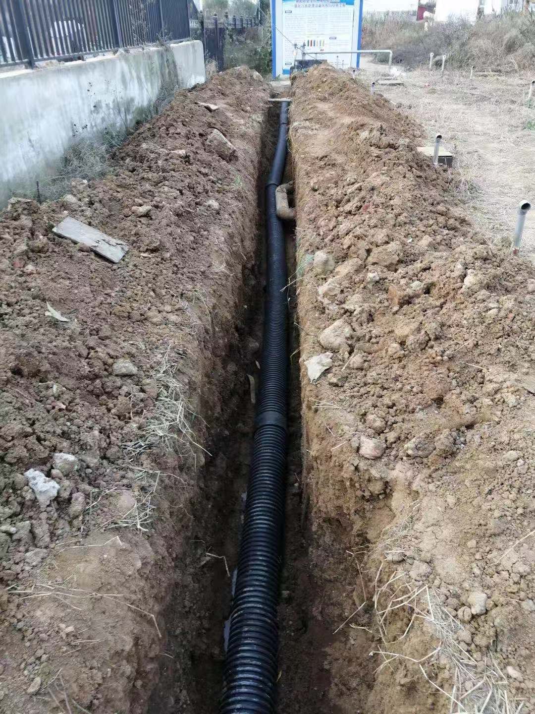 社旗县南阳职业学院二期工程溢流管安装